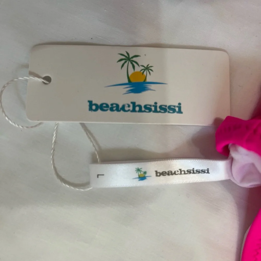 Pink Ruffled Swimsuit Set - Picture 3 of 8
